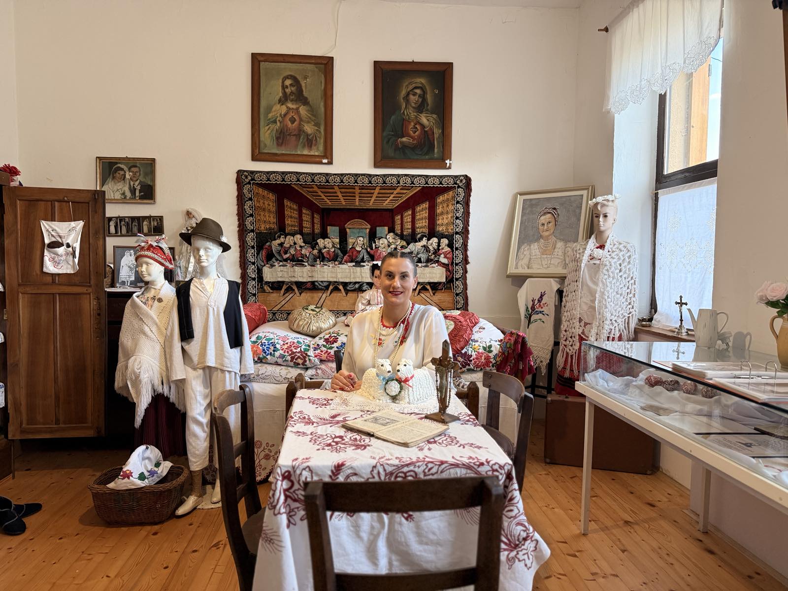 Majda Kodžaga – Čuvarice kulturne baštine, Kladare