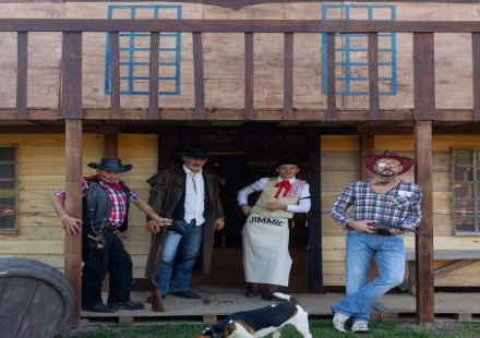 Udruga Stari zanati Hlebine Country vikend Salon