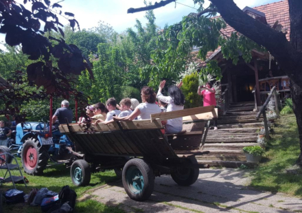 Gresna pilnica Voznja traktorom 